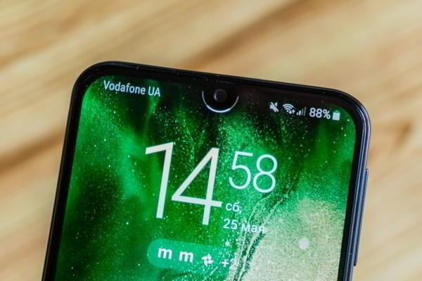 Обзор Samsung Galaxy A40 — компактный средний класс