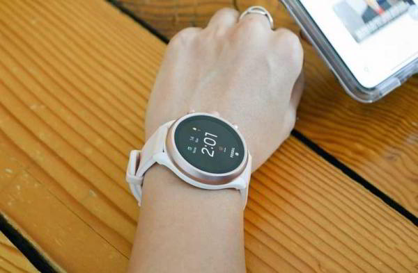 Обзор Fossil Sport стильных умных часов с новыми технологиями Обзор Fossil Sport стильных умных часов с новыми технологиями