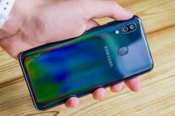 Обзор Samsung Galaxy A40 — компактный средний класс
