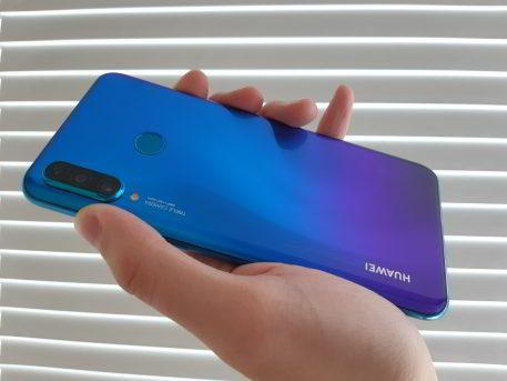 Обзор Samsung Galaxy A40 — компактный средний класс