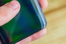 Обзор Samsung Galaxy A40 — компактный средний класс
