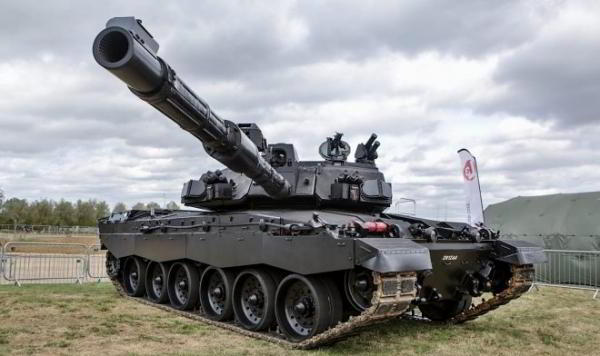 Британия обновила свой главный боевой танк Challenger 2