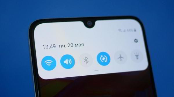 Обзор смартфона Samsung Galaxy A70: внушительный экран и емкая батарея