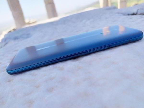 Обзор смартфона Oppo Reno: смартфон, который вы не забудете