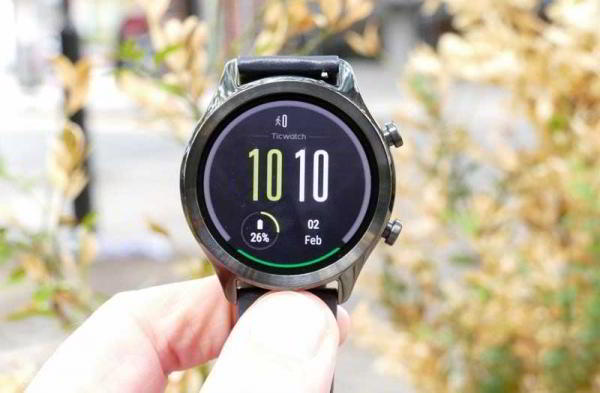 Mobvoi TicWatch C2 умные часы, которые хочется иметь