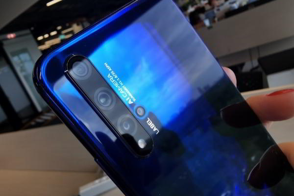 Первый взгляд на смартфоны Honor 20: грядут перемены