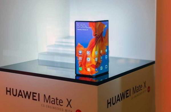 Первый обзор Huawei Mate X складного смартфона, который вы захотите