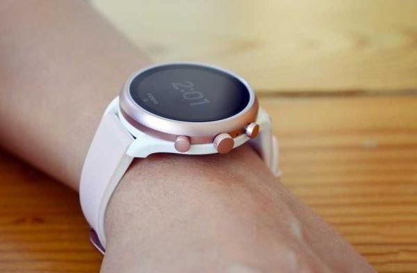 Обзор Fossil Sport стильных умных часов с новыми технологиями Обзор Fossil Sport стильных умных часов с новыми технологиями