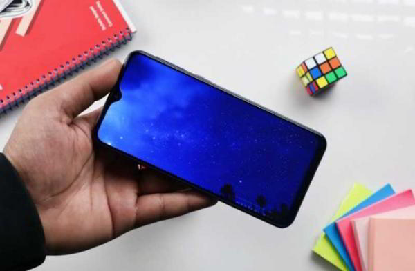 Обзор Samsung Galaxy M20: угроза смартфонам Xiaomi и Huawei