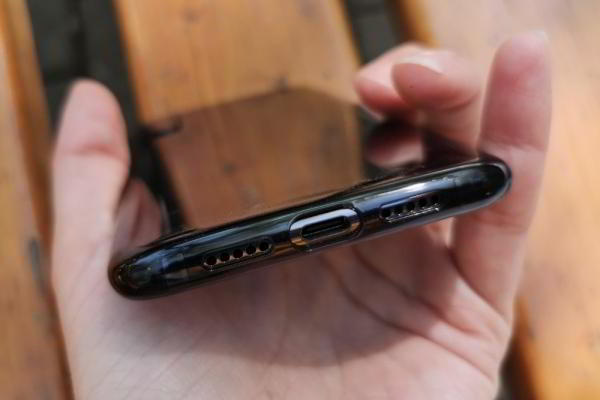 Обзор Xiaomi Mi 9: недорогой флагман