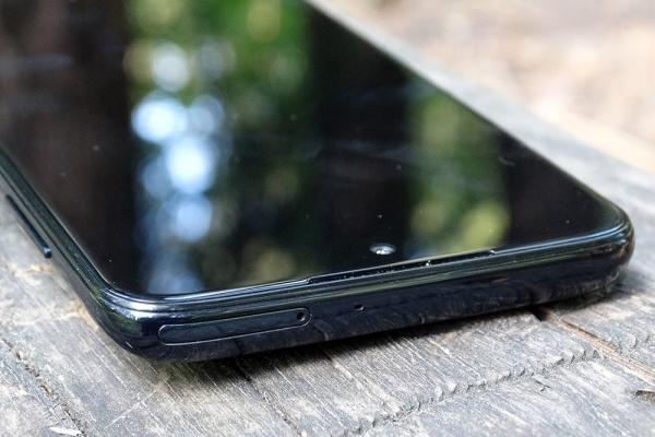 Обзор смартфона Moto G7 Plus: симпатичный смартфон с быстрой зарядкой и стереодинамиками
