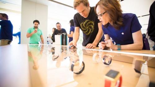 iPhone designer Jony Ive is leaving Apple