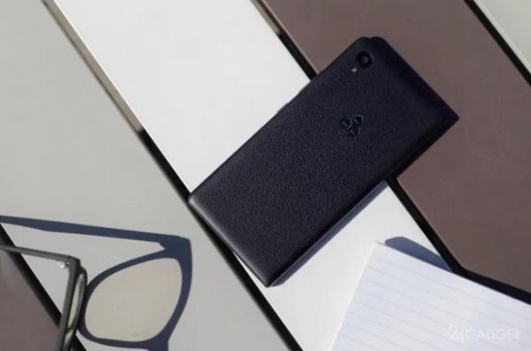 Смартфон с дисплеем E-ink и автономностью 14 дней