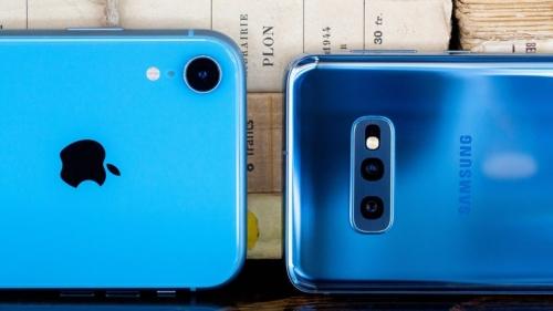 iPhone XR vs. Galaxy S10E: Camera comparison