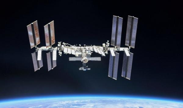 NASA официально открывает МКС для туристов и бизнесменов