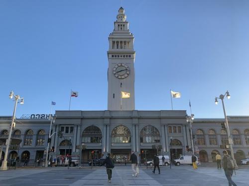 iPhone XR vs. Galaxy S10E: Camera comparison