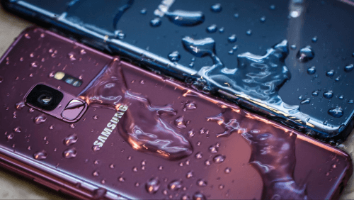 Samsung обвинили в заблуждение потребителей на Галактика с ‘водонепроницаемость’