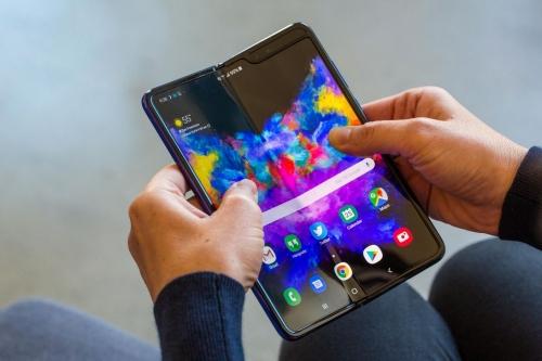 Samsung Галактика сложить задержки невесть останавливается перед покупателей