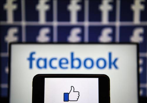 Facebook получает экспериментальное новые приложения для барабанов в