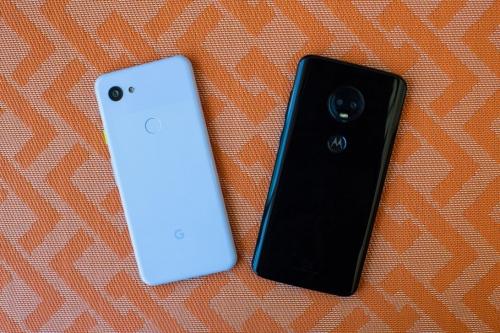 Pixel 3A vs. Moto G7: What's the best budget phone?