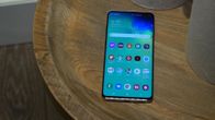 Samsung accused of misleading customers on Galaxy S 'water resistance'