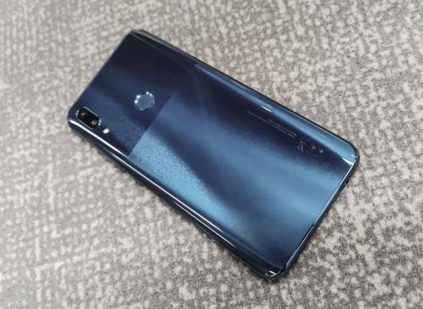 Обзор Huawei P smart Z с большим необрезанным экраном и выдвижной камерой + Розыгрыш смартфона!