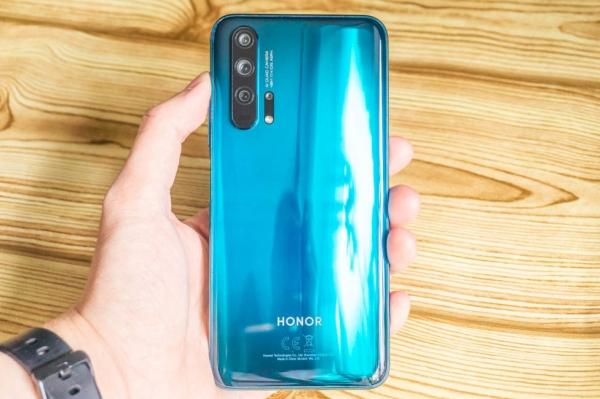Обзор Honor 20 Pro — работа над ошибками?