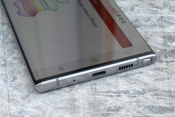 Обзор Samsung Galaxy Note 10 Plus: смартфон с отличной камерой, идеальными изгибами и скрытыми недостатками