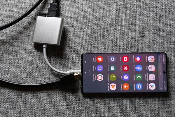 Обзор Samsung Galaxy Note 10 Plus: смартфон с отличной камерой, идеальными изгибами и скрытыми недостатками
