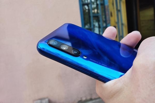 Обзор Xiaomi Mi A3: смартфон, в котором мы жестоко ошиблись