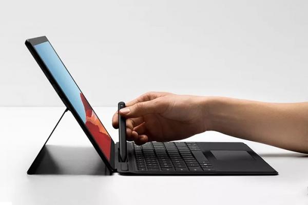 Презентация Surface. Microsoft показала лучшие планшеты и ноутбуки на Windows, а еще... очень необычный Android-смартфон