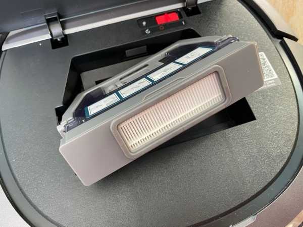 Чем робот-пылесос с функцией влажной уборки лучше обычного? Чем робот-пылесос с функцией влажной уборки лучше обычного?