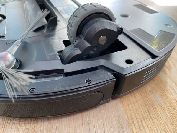 Чем робот-пылесос с функцией влажной уборки лучше обычного? Чем робот-пылесос с функцией влажной уборки лучше обычного?