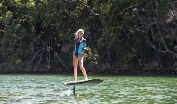 Компания Flite обновила свой «летающий серф» Fliteboard Компания Flite обновила свой «летающий серф» Fliteboard