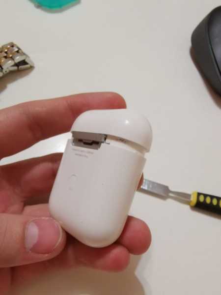Анатомия подделки. AirPods 2