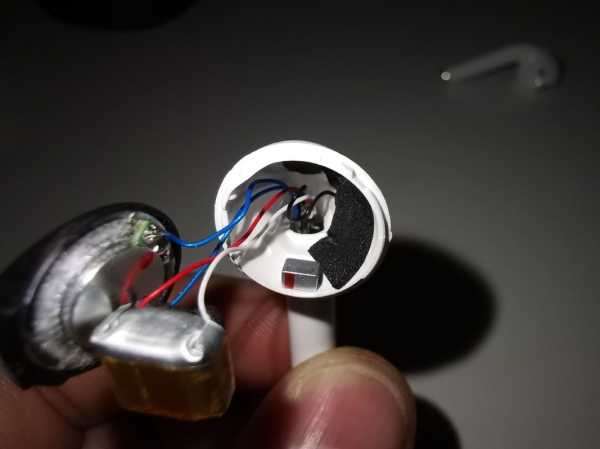 Анатомия подделки. AirPods 2