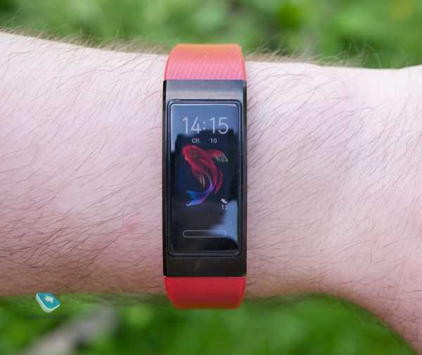 Быстрый обзор Huawei Band 4 Pro