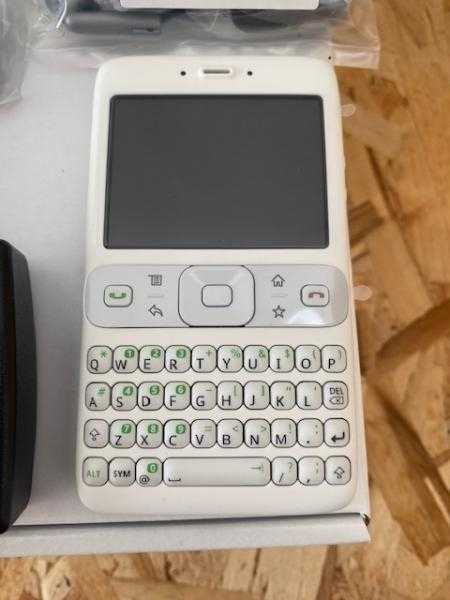 Google Sooner или HTC Exca 300. Каким был первый Android-смартфон