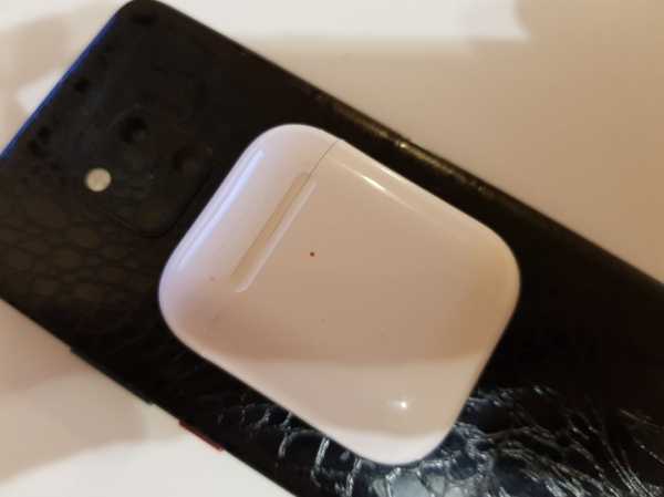Анатомия подделки. AirPods 2