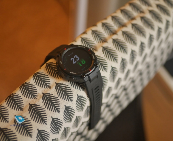 10 причин за и против покупки Amazfit T-Rex